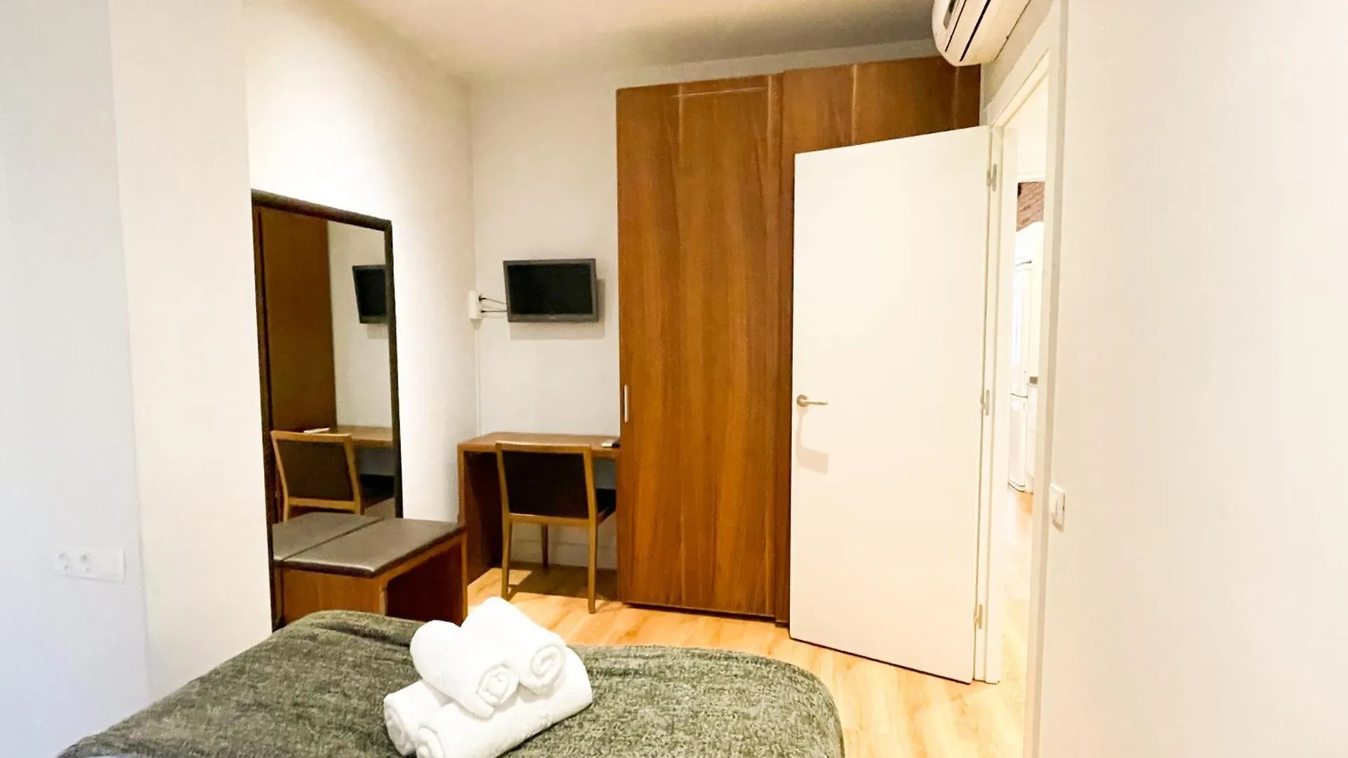 Boutique Pare Lainez Apartment Barcelona 0*,  Spain
